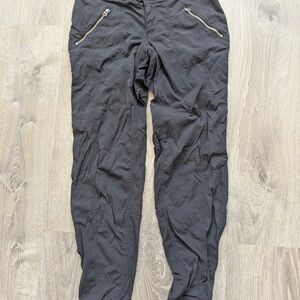 Athleta Jogger Pants with Zipper Pockets size 2